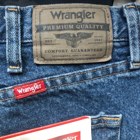 ❤️NWT Wrangler Jeans Regular Fit 34 x 30 - Picture 6 of 6